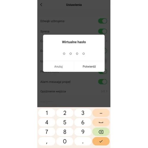 Na zdjęciu widać ekran aplikacji mobilnej z ustawieniami, gdzie można wprowadzić wirtualne hasło składające się z czterech cyfr. W tle widoczne są różne opcje konfiguracyjne, takie jak dźwięk uzbrojenia i syrena, z możliwością ich włączenia lub wyłączenia.