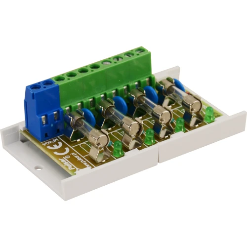 Zdjęcie przedstawia moduł bezpiecznikowy z czterema szklanymi bezpiecznikami zamontowanymi na płytce drukowanej. Moduł posiada zielone i niebieskie złącza oraz kilka zielonych diod LED.