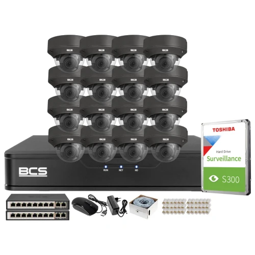 Zestaw monitoringu składa się z szesnastu kamer kopułkowych BCS, rejestratora oraz dysku twardego Toshiba S300 Surveillance. W komplecie znajdują się również dwa switche, myszka, zasilacz i akcesoria montażowe.