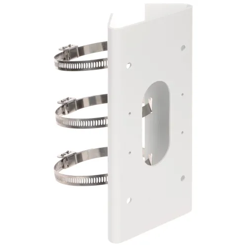 Uchwyt montażowy na słup w kolorze białym z trzema metalowymi opaskami zaciskowymi. Posiada otwory montażowe i prostokątny wycięcie na środku.