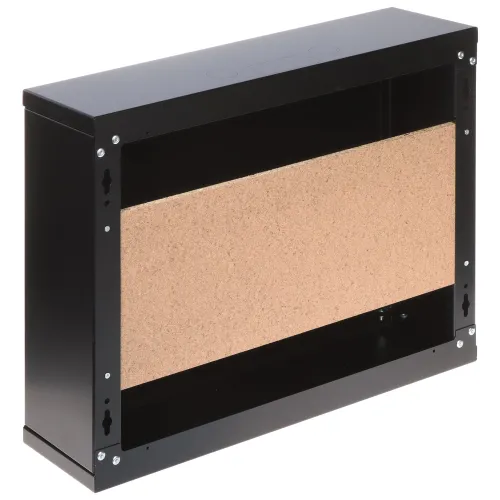 Czarna, prostokątna obudowa z otwartą przednią częścią, w której znajduje się panel z korka. Po bokach widoczne są otwory montażowe.