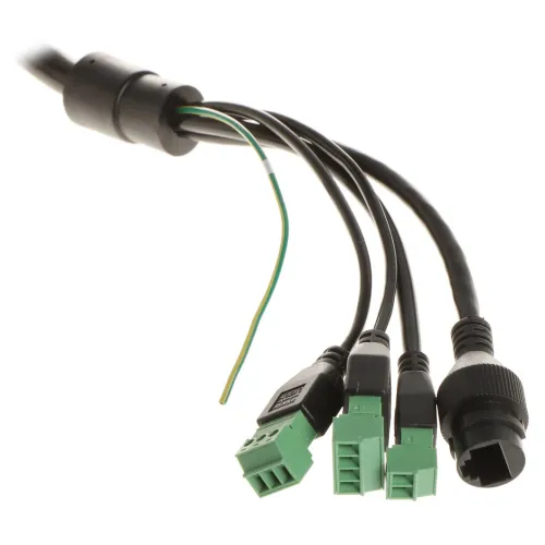 Zdjęcie przedstawia zestaw kabli z różnymi złączami, w tym zielonymi terminalami i czarnymi wtykami. Kable są splecione i zakończone różnymi typami złączy, co sugeruje ich zastosowanie w systemach kamerowych.